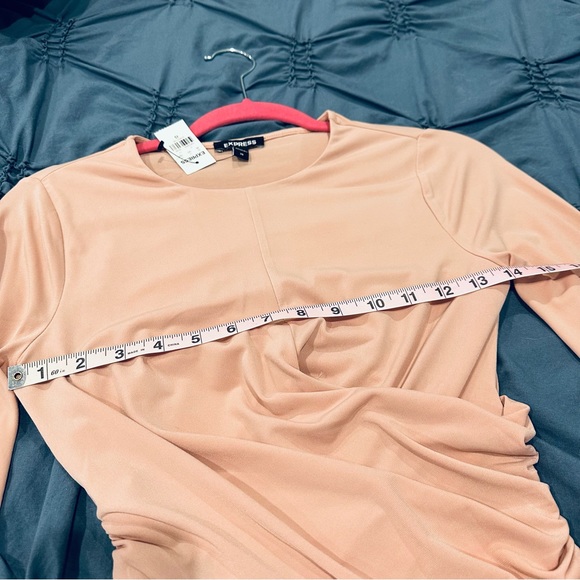 Express Soft Pink Ruched Blouse - Picture 3 of 7